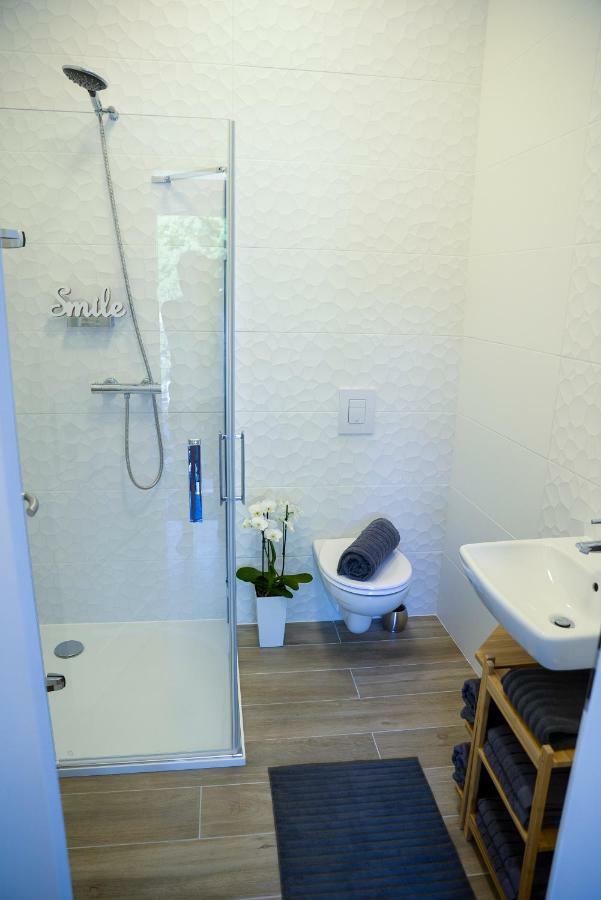 Apartmany Benesov Benesov nad Ploucnici Екстериор снимка